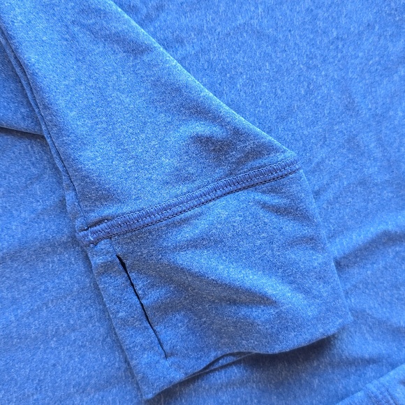 Women's Vineyard Vines Performance Long Sleeve Blue Tee- M - Picture 2 of 4